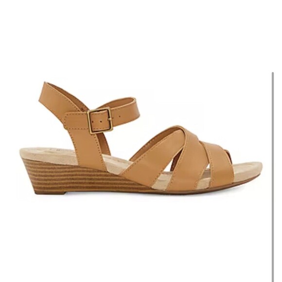 St. John's Bay Womens Nevin Wedge Sandals Tan Color Size 7 Med 1.5 Wedge Heel - Picture 14 of 16